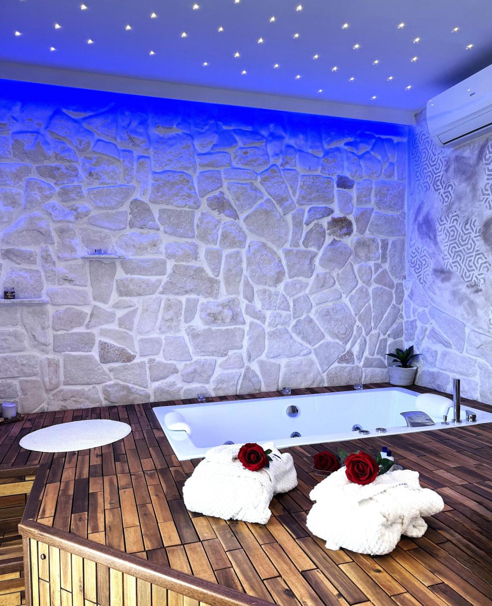 Pharus Miseni And Guest house