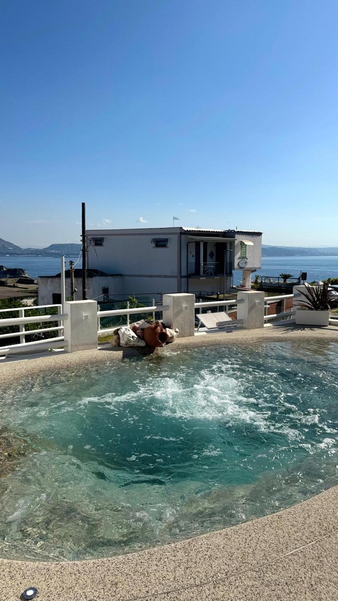 Guest house Pharus Miseni And